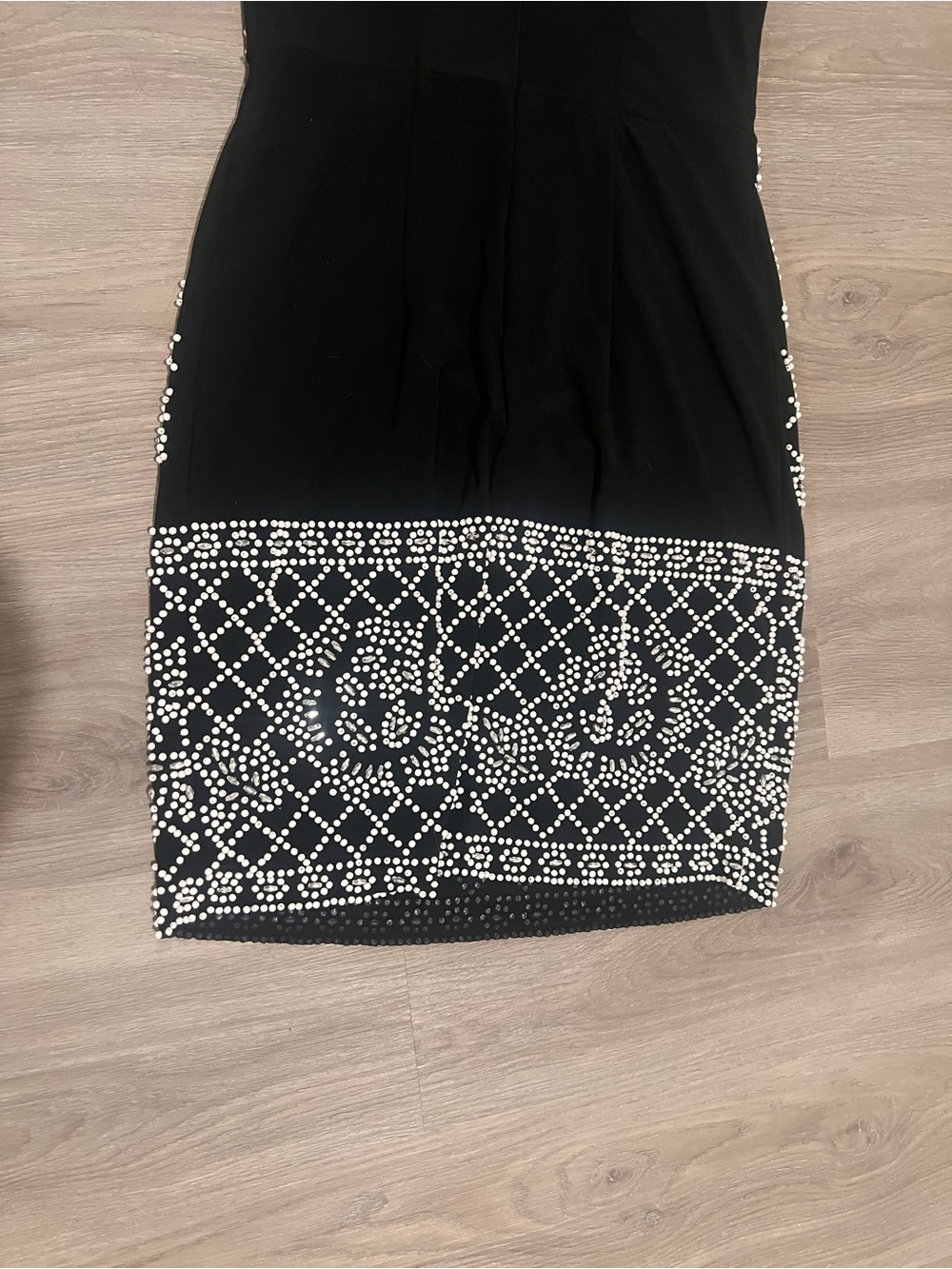 Xscape Black and White Beaded Sheath Prom Event Dress - Picture 8 of 9